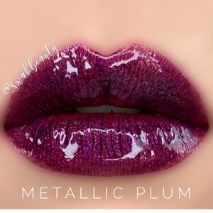 Metallic Plum Lipsense